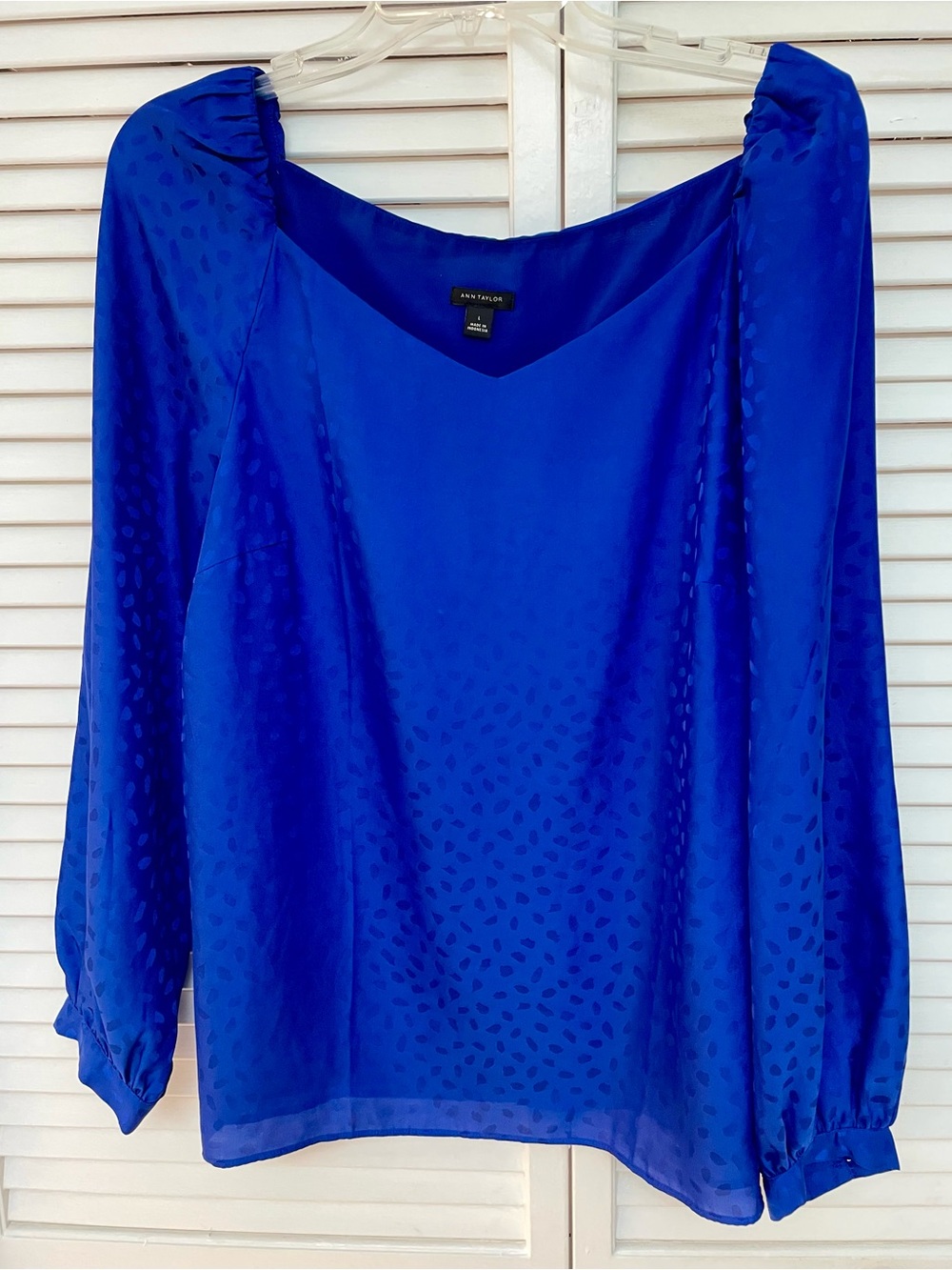 Ann Taylor Bold Cobalt V-Neck Blouse